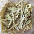 羊と芝生's cooksnap of when they made ウドの皮のきんぴらイタリアンVer..
