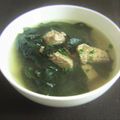 ひさかた's cooksnap of when they made 韓国風★牛肉とワカメのスープ.