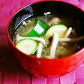 kebeibiko's cooksnap of when they made 干したズッキーニときのこのお味噌汁.