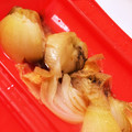 tomitomico's cooksnap of when they made ルクエ♡新玉ねぎとベーコンのバター蒸し☆.