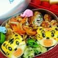 SSmamSS's cooksnap of when they made しまじろう鯉のぼりキャラ弁当.
