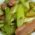 Macaw's cooksnap of when they made 長ネギと魚肉ソーセージ炒め.
