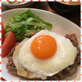nakamucchi's cooksnap of when they made 豚こまガリバタ照り焼き☆半熟目玉焼きのせ.