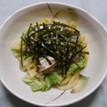 めなよ's cooksnap of when they made お昼に♩春キャベツとオイルサーディンの丼.