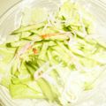 白いぐれーぷ's cooksnap of when they made レタスとカニカマのもりもりサラダ。.