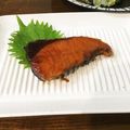 Monguri's cooksnap of when they made 調味料で悩まないぶりの照り焼き.