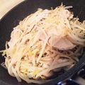 さきいか＠'s cooksnap of when they made 【糖質オフ】簡単すぎる豚もやし.
