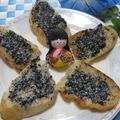 miyuki12's cooksnap of when they made 甘い誘惑♡黒胡麻アイシングのラスク.