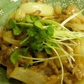 由芽15's cooksnap of when they made 超簡単 豚肉の照り焼 かいわれ大根 節約.