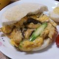 どらど～ら's cooksnap of when they made スクランブルeggアスパラマフィンサンド.