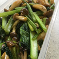 おさかな♡ママン's cooksnap of when they made 小松菜としめじの炒め煮.
