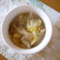 sumirenore's cooksnap of when they made 舞茸と白菜のコンソメスープ.