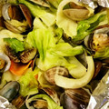 ジューシーmix's cooksnap of when they made 鮭とあさり、野菜のホイル蒸し.