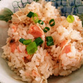 ゆっきゃりん's cooksnap of when they made 簡単、鮭とキノコの炊き込みごはん.