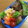 Tomchizo's cooksnap of when they made 絶対喜ぶ！ステーキ弁当♪.