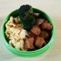 みっこ園's cooksnap of when they made から揚げで3色そぼろ丼.