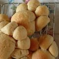 KeeganCat's cooksnap of when they made もちふわ〜全粒粉パン.