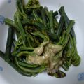むらさめもんがら's cooksnap of when they made 簡単すぎてごめんなさい。ごまドレわらび.