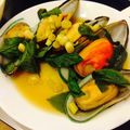 テスコロータス's cooksnap of when they made ムール貝の白ワイン蒸しハーブ野菜風味.