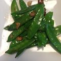 pomponn's cooksnap of when they made さやえんどうのペペロンチーノ風☆.