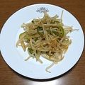 Grifola's cooksnap of when they made 3分で★節約★もやしとピーマン紅生姜炒め.