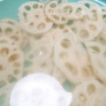 お茶の葉's cooksnap of when they made れんこんの下処理～アク抜き・色止め～.