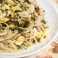 mmameco's cooksnap of when they made ピリ辛☆豚肉ともやしの高菜炒め.