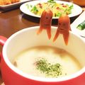 ビーちゃんマム's cooksnap of when they made スープをのぞき込むソーセー人♡子供の日に.