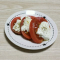 アクセル☆'s cooksnap of when they made 水切りヨーグルトとトマトのカプレーゼ.