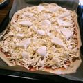 泉李†'s cooksnap of when they made 生地から手作り簡単ピザマルゲリータ.