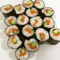 CAlove's cooksnap of when they made アレンジ寿司☆アボカドとハムの細巻き.