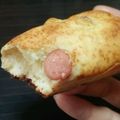 ゅん✳︎'s cooksnap of when they made 超～簡単HM パン（ウインナー、チーズ）.