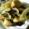maruru-nn's cooksnap of when they made 新玉ねぎと麩の煮物 生卵を添えて。.
