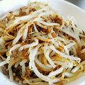 RIKOTORA's cooksnap of when they made 安い！楽チン！豚ミンチともやしの炒め物♪.