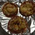 yuuukiy's cooksnap of when they made 餃子の皮でポテトピザ.