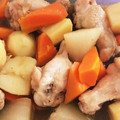 ♪モミジ♪'s cooksnap of when they made 手羽とじゃがいもの炒め煮.