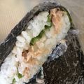 まあゆりんりん's cooksnap of when they made 雑穀玄米でツナマヨレタスのおにぎらず.