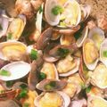 ☆とらもも☆'s cooksnap of when they made 簡単！！！あさりの酒蒸し.