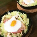 Monguri's cooksnap of when they made スキレットで！簡単キャベツの巣ごもり卵.