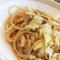 LAで出来るお弁当's cooksnap of when they made あさりと春キャベツ✾簡単ボンゴレビアンコ.