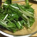 つるpigeonn's cooksnap of when they made 水菜に海苔とごま油でサラダ.