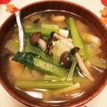 yuka119's cooksnap of when they made しめじと小松菜のみそ汁.
