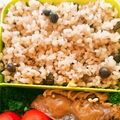 朋友1979's cooksnap of when they made 旨～♬エンドウ豆ご飯とエンドウ豆おにぎり.