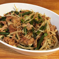 まよっぺまこっぺ's cooksnap of when they made 簡単☆豚肉とにんにくの芽のオイマヨ炒め.