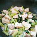 みっすぅん's cooksnap of when they made 鶏もも肉と小松菜の塩麹炒め.