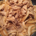 さぁひこうき♪'s cooksnap of when they made 豚バラと新玉ねぎのウマウマ♫炒め.
