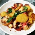なかはまゆ's cooksnap of when they made タコとポテトのガーリックコンソメ炒め.