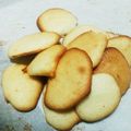 ケム氏's cooksnap of when they made 卵白消費に簡単クッキー＊チュイール＊.