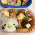 あつしあやなママ's cooksnap of when they made キャラ弁☆簡単！キティちゃんおにぎり★.