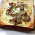 mama奈美ぃ's cooksnap of when they made 最速の納豆辛子付属のタレチーズトースト.